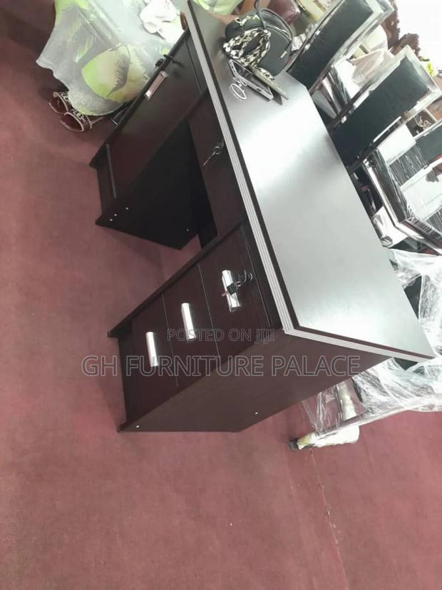 Dark Brown Office Table · Photo 1