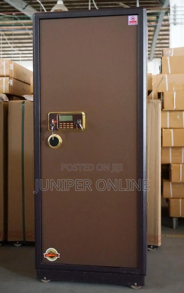 Digital Money Safe Fireproof Czs · Photo 1
