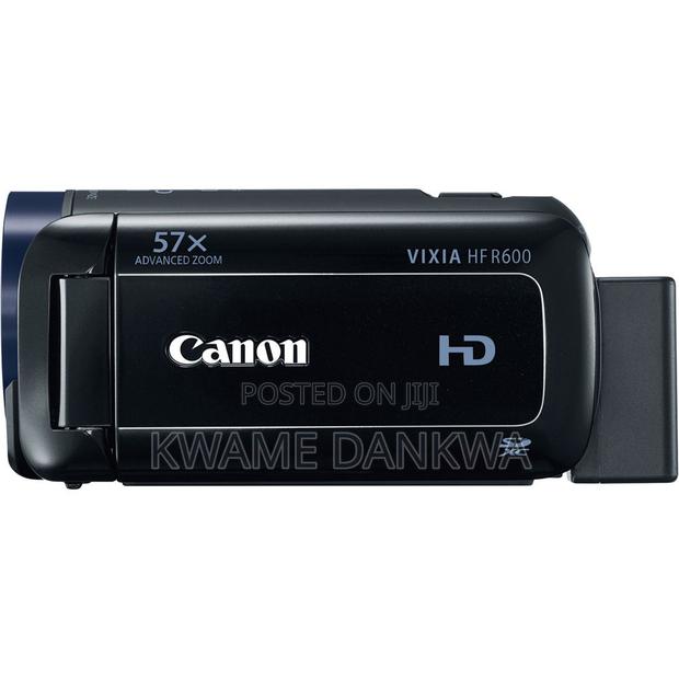 Canon Hf-R600 Camcorder · Photo 1