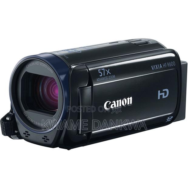 Canon Hf-R600 Camcorder · Photo 4