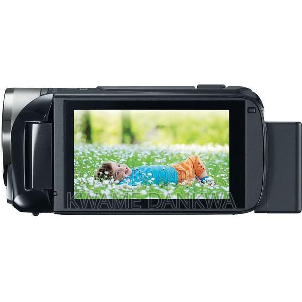 Canon Hf-R52 Camcorder · Photo 3