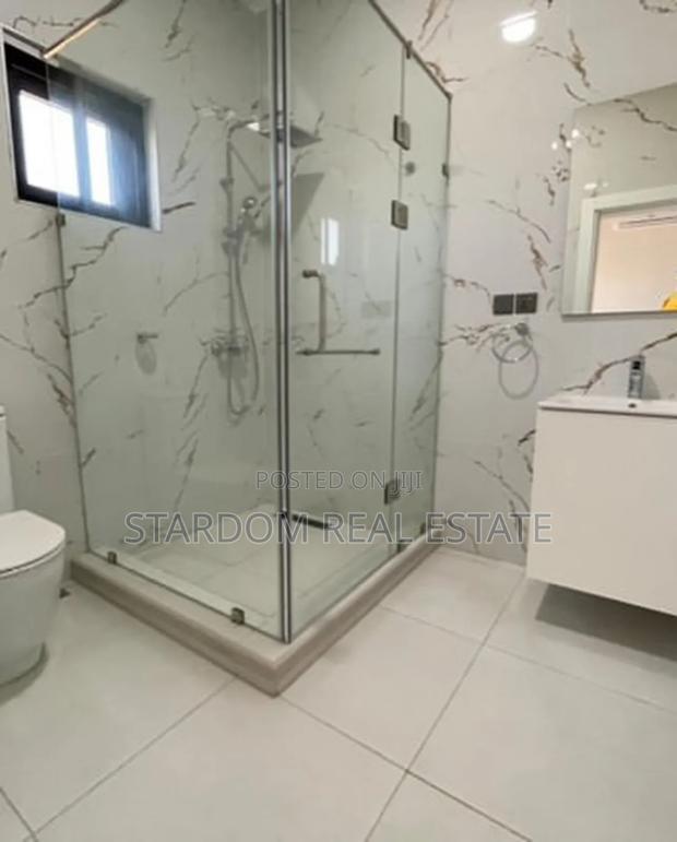 4bdrm Duplex in East Airport Area, Spintex for sale · Photo 3