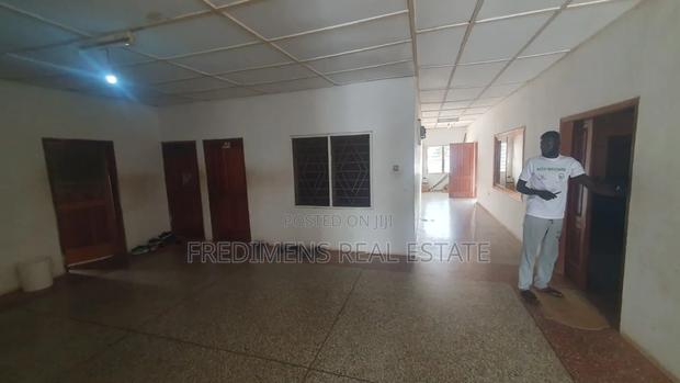 5bdrm House in Fredimens Real, Kumasi Metropolitan for sale · Photo 2