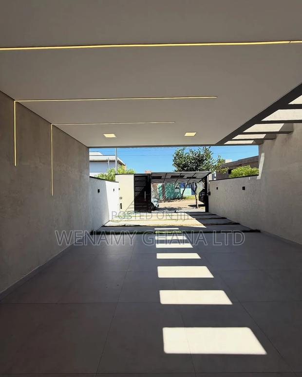 3bdrm House in Accra for sale · Photo 3