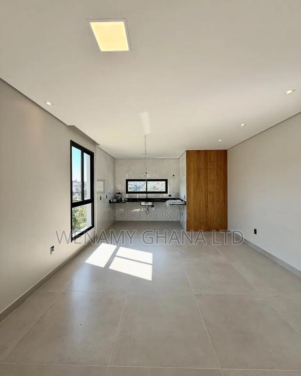 3bdrm House in Accra for sale · Photo 7