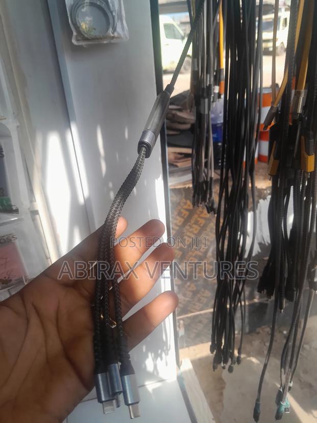 3 in 1 Usb Cable · Photo 3