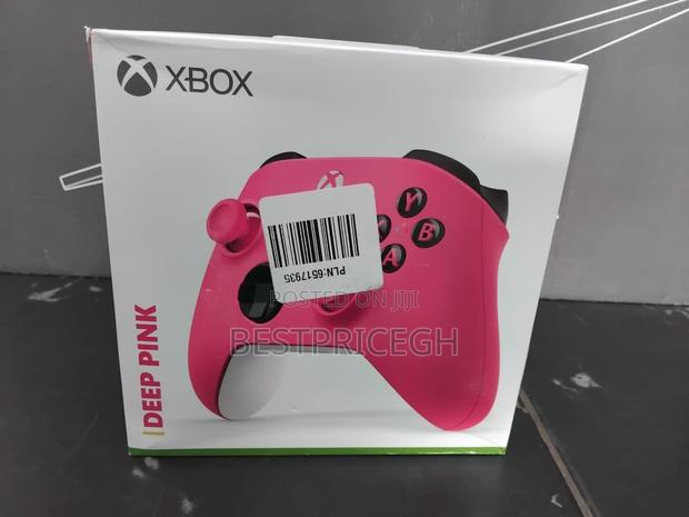 Xbox Controller - Pink · Photo 1