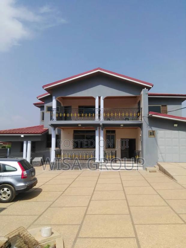 8bdrm Duplex in Wisa Group, Accra Metropolitan for rent · Photo 1