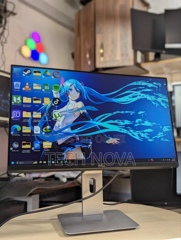 Dell P2419hc - Led Type C FHD Monitor · Photo 1