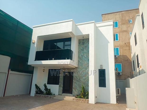 5bdrm Duplex in Wisa Group, Accra Metropolitan for sale · Photo 1