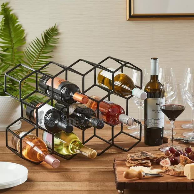 11 Bottle Wine Rack Black · Photo 2