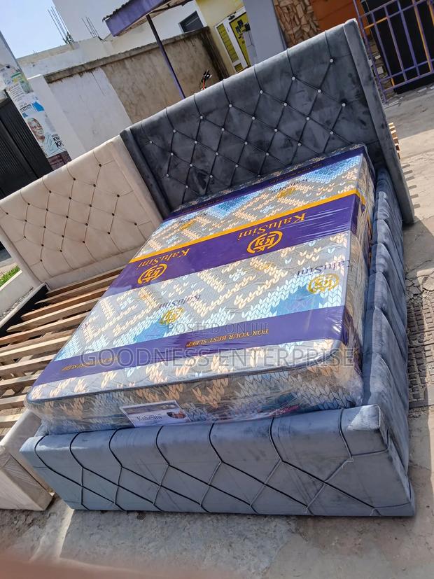 Bed With Mattress · Photo 2