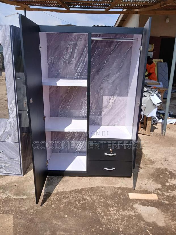 Double Doors Wardrobe · Photo 1