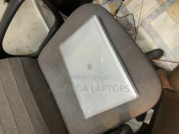 New Laptop HP EliteBook Folio 8GB Intel Core i5 HDD+SSD 500GB · Photo 2
