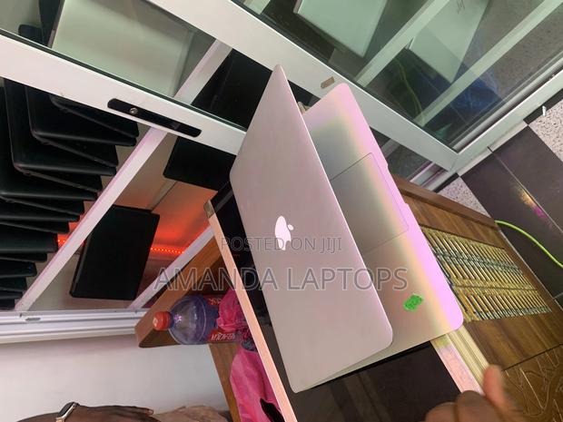 Laptop Apple MacBook 2013 8GB Intel Core I5 SSD 128GB · Photo 1