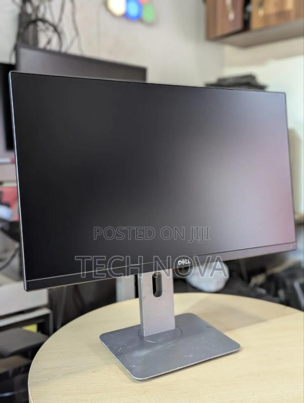 Dell U2414h - Led Ips FHD Monitor · Photo 1