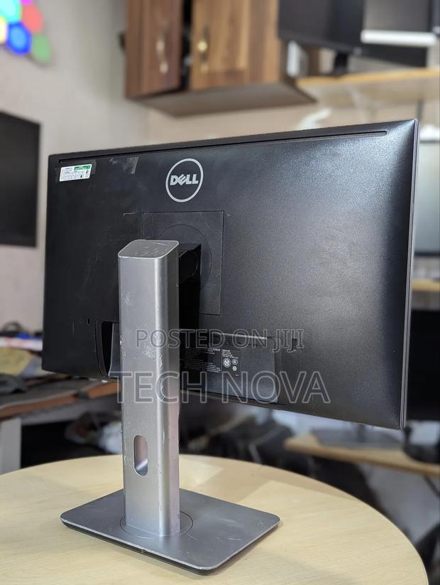 Dell U2414h - Led Ips FHD Monitor · Photo 4