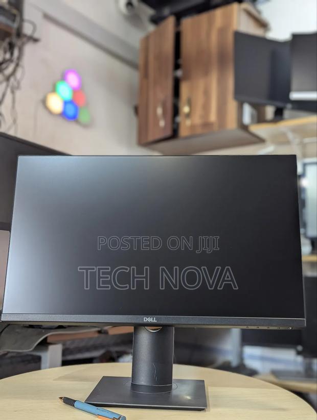 Dell P2419h 24 Inch Ips 8ms FHD Monitor · Photo 1