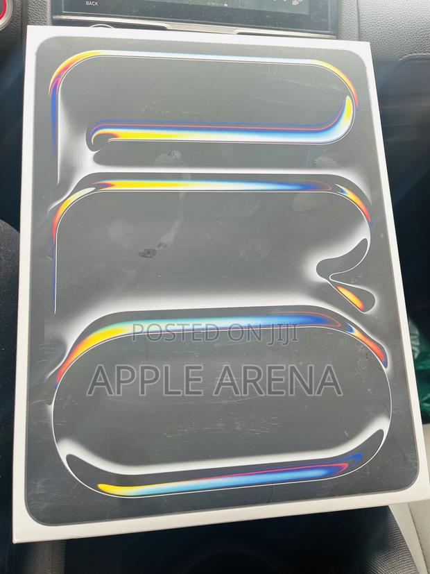 New Apple iPad Pro 13 (2024) 256 GB Black · Photo 2