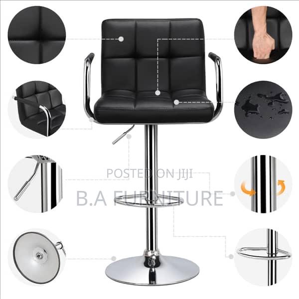 Adjustable Bar Chair · Photo 2