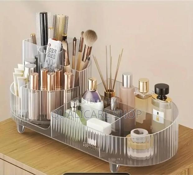 Rotating Makeup Organizer (Crystal Clear) · Photo 4
