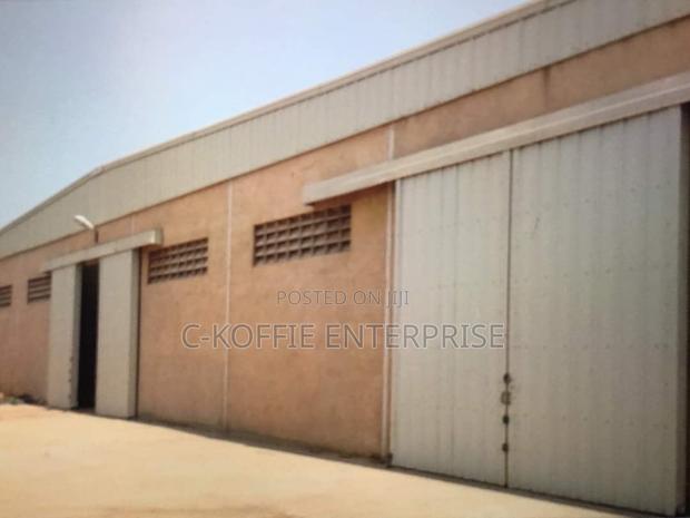900 SQM Warehouse at Tema for Rent · Photo 2