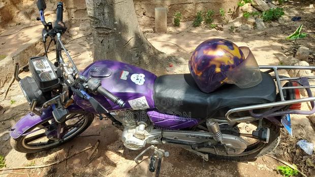 Royal Motorcycle 2021 Purple · Photo 4