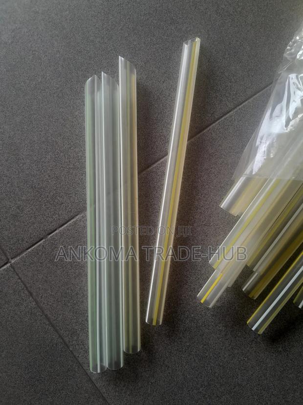Cups and Straws · Photo 2