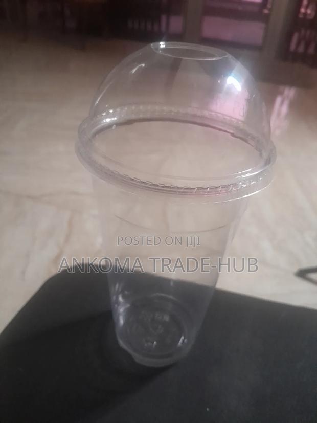 Cups and Straws · Photo 5