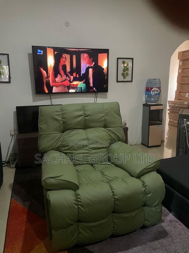 Recliner Single Person Leather Sofa · Photo 2