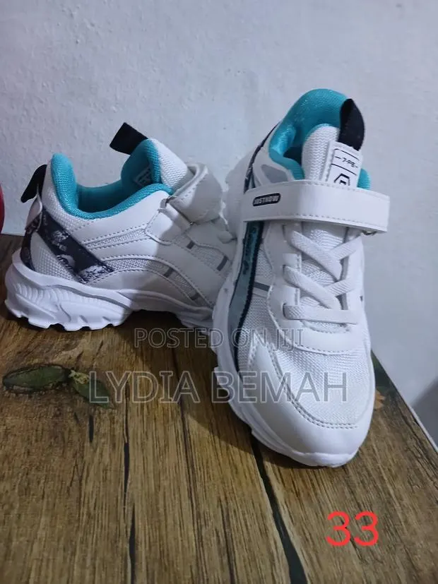 Kids Shoes for Sale · Photo 1