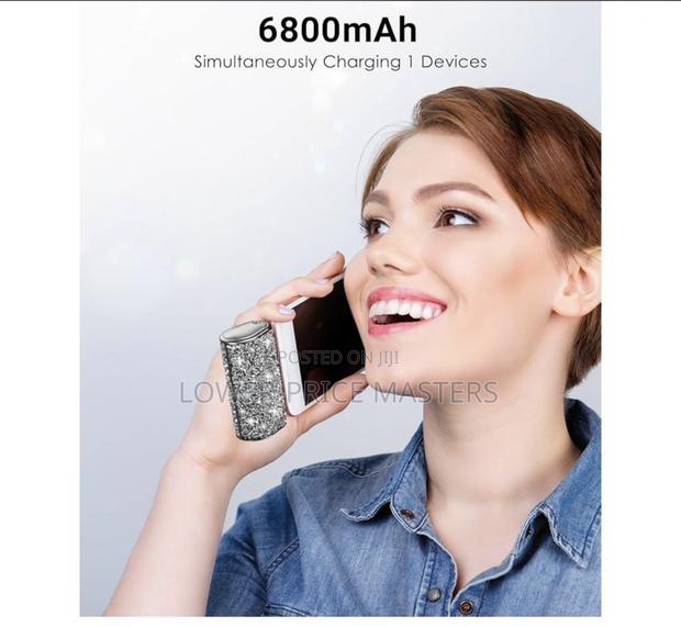 Portable Fast Charging Powerbank · Photo 3
