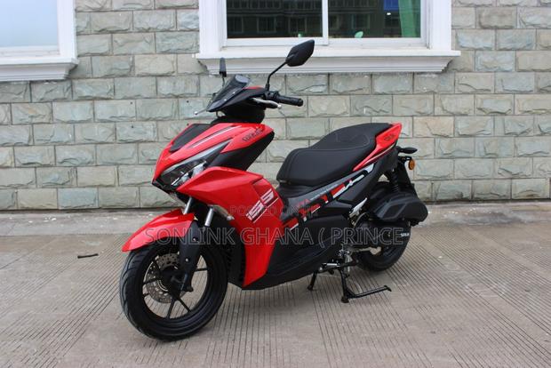 New Yamaha 2024 Red · Photo 1