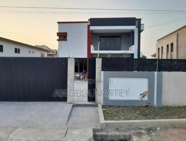 4bdrm House in Spintex for sale · Photo 2