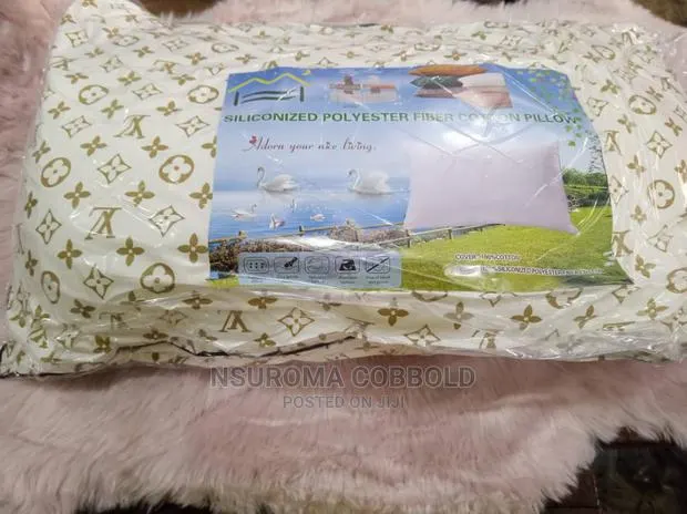 Pillows Available · Photo 1