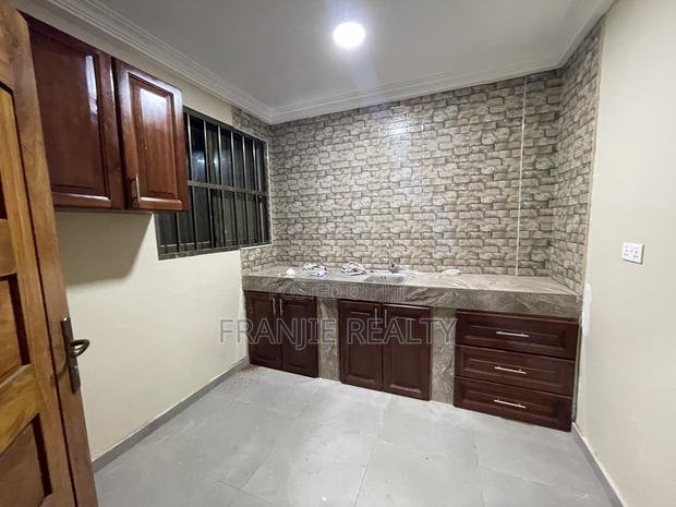 2bdrm Apartment in Franjie Realty, Bortiano for rent · Photo 8