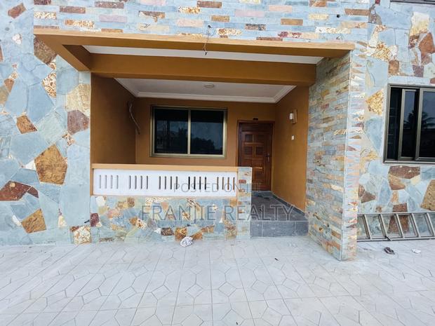 2bdrm Apartment in Franjie Realty, Bortiano for rent · Photo 7