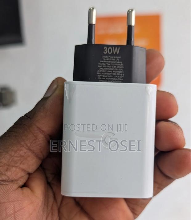 Google Pixel Charger Adapter 30w · Photo 1