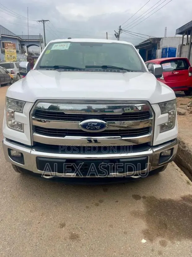 Ford F-150 2016 White · Photo 1
