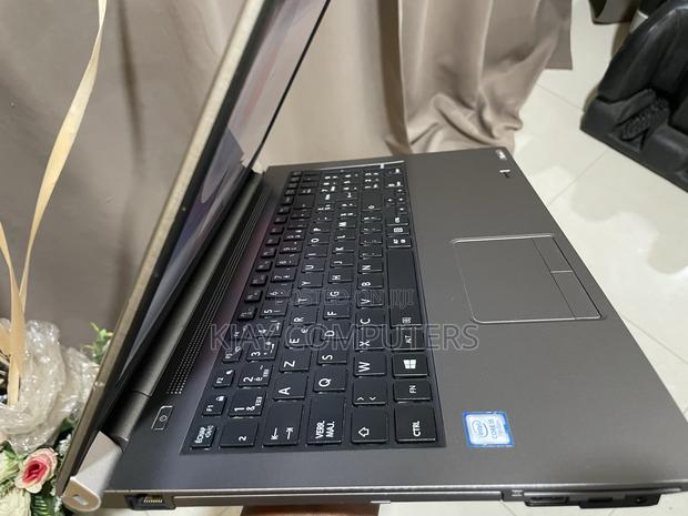 Laptop Toshiba Tecra A50 16GB Intel Core i5 SSD 256GB · Photo 2