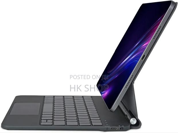 Magic Keyboard for iPad 10th Generation 2022 · Photo 1