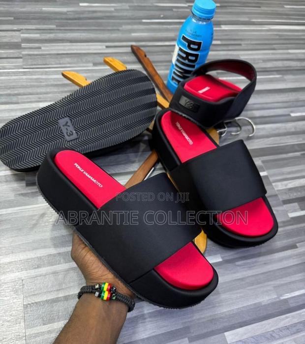 Original Unisex Y-3 Slides · Photo 1