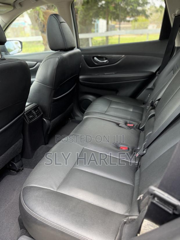 Nissan Rogue SL AWD 2016 Gray · Photo 7
