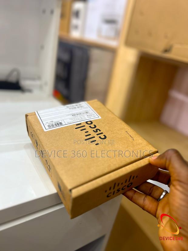 Ehwic-4esg- Four Port 10/100/1000 Ethernet Switch · Photo 2