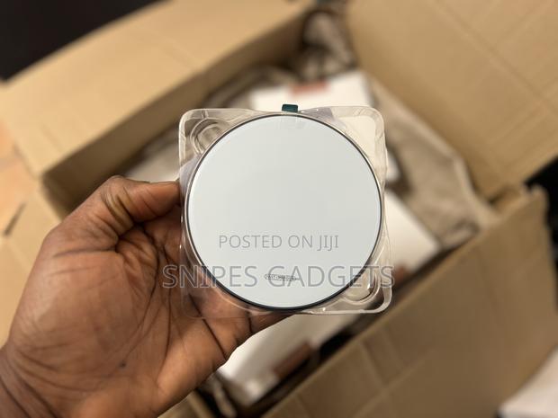 Wireless Charging Pads · Photo 6