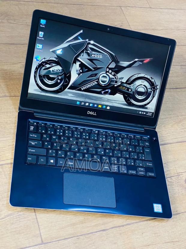 Laptop Dell Vostro 13 5370 8GB Intel Core I5 SSD 256GB · Photo 1