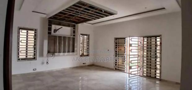 4bdrm House in Spintex for sale · Photo 3