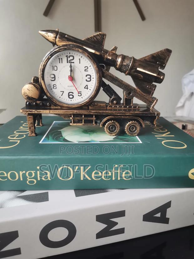 Amunition Table Shelve Alarm Clock for Decor · Photo 2