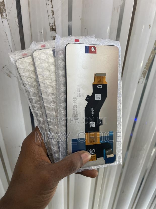 Tecno Spark 30 Screen · Photo 5
