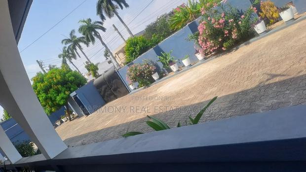 7bdrm House in Abelemkpe for rent · Photo 1